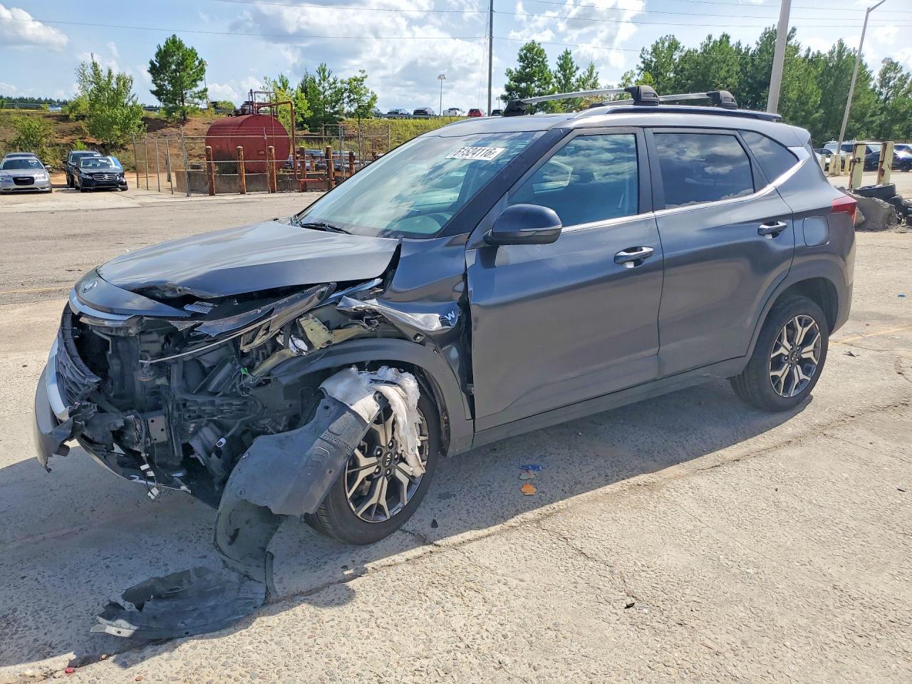 KNDERCAA4M7104122 · 2021 KIA SELTOS