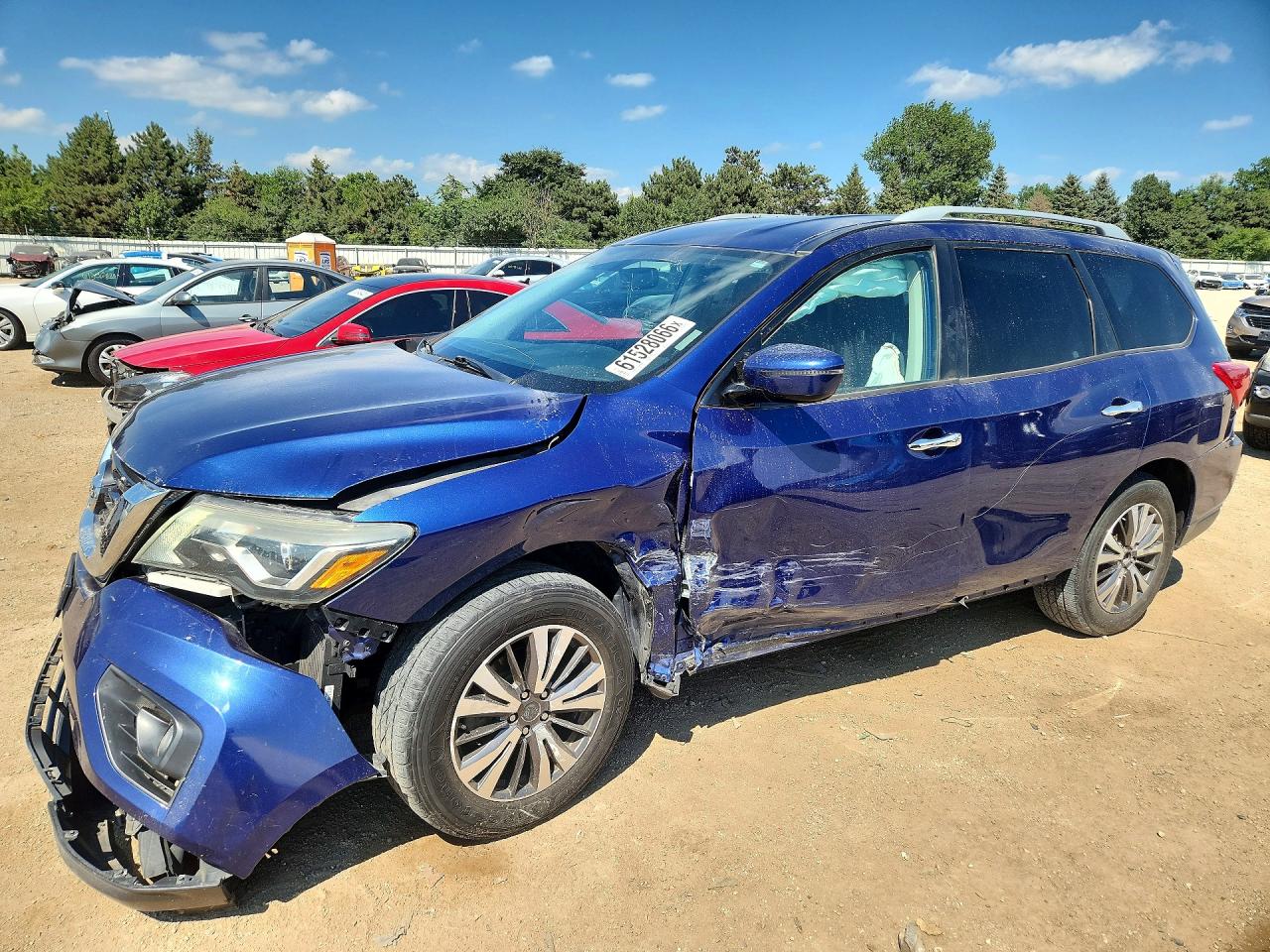 5N1DR2MN7HC689047 · 2017 NISSAN PATHFINDER