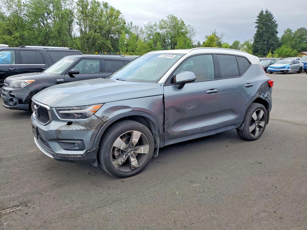 YV4162UK9K2053326 · 2019 VOLVO XC40