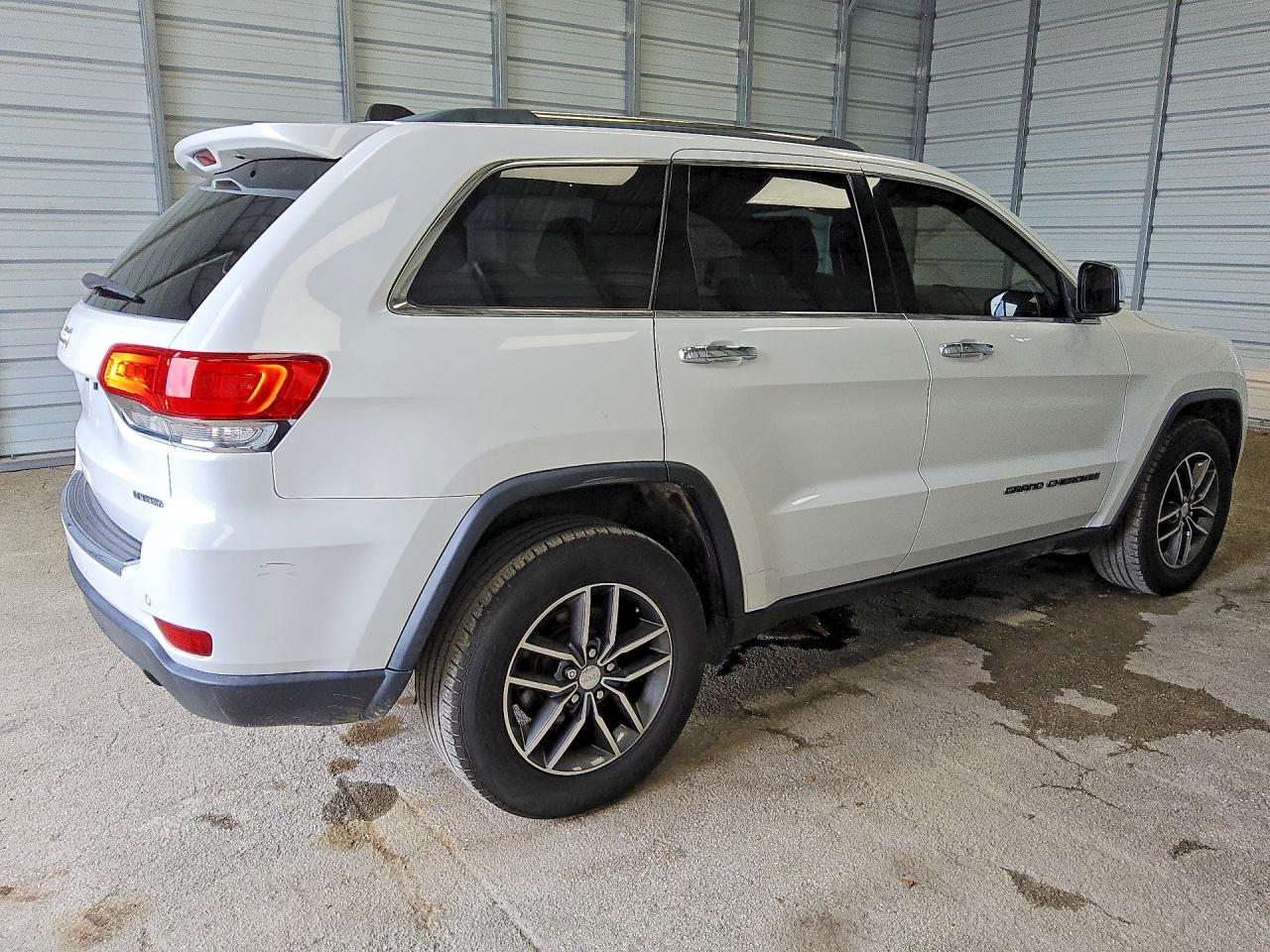 1C4RJEBG2JC239271 · 2018 JEEP GRAND CHEROKEE · 3/12