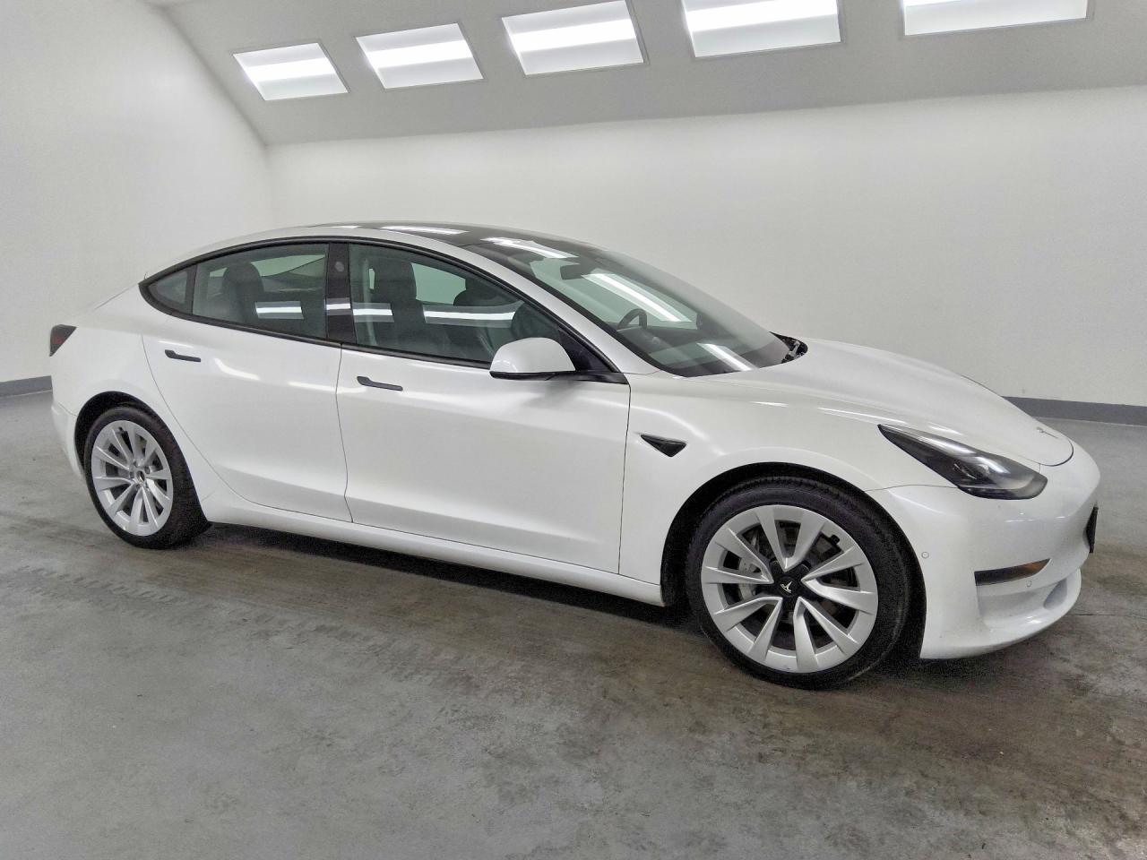 5YJ3E1EA6NF371145 · 2022 TESLA MODEL 3 · 4/12