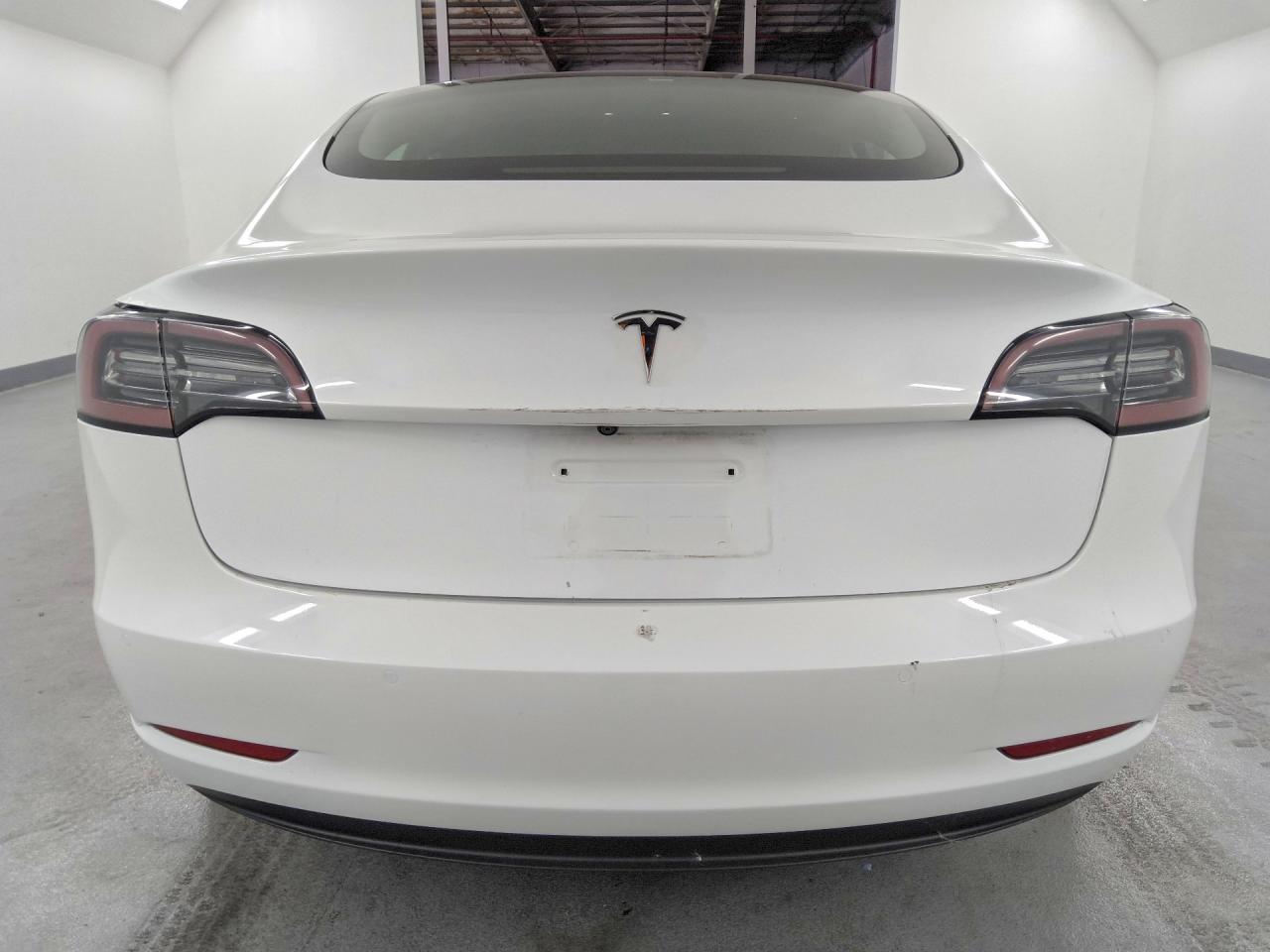 5YJ3E1EA6NF371145 · 2022 TESLA MODEL 3 · 6/12