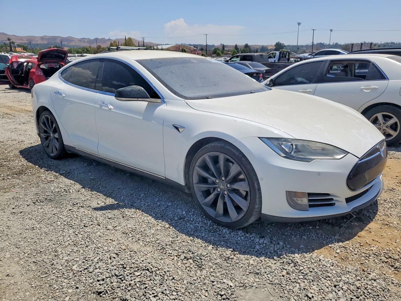 5YJSA1S19EFP57408 · 2014 TESLA MODEL S · 4/12