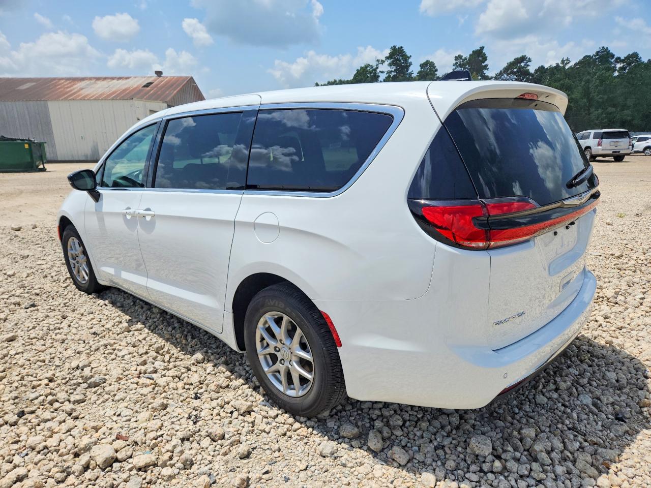 2C4RC1BG7TR220308 · 2026 CHRYSLER PACIFICA · 2/13