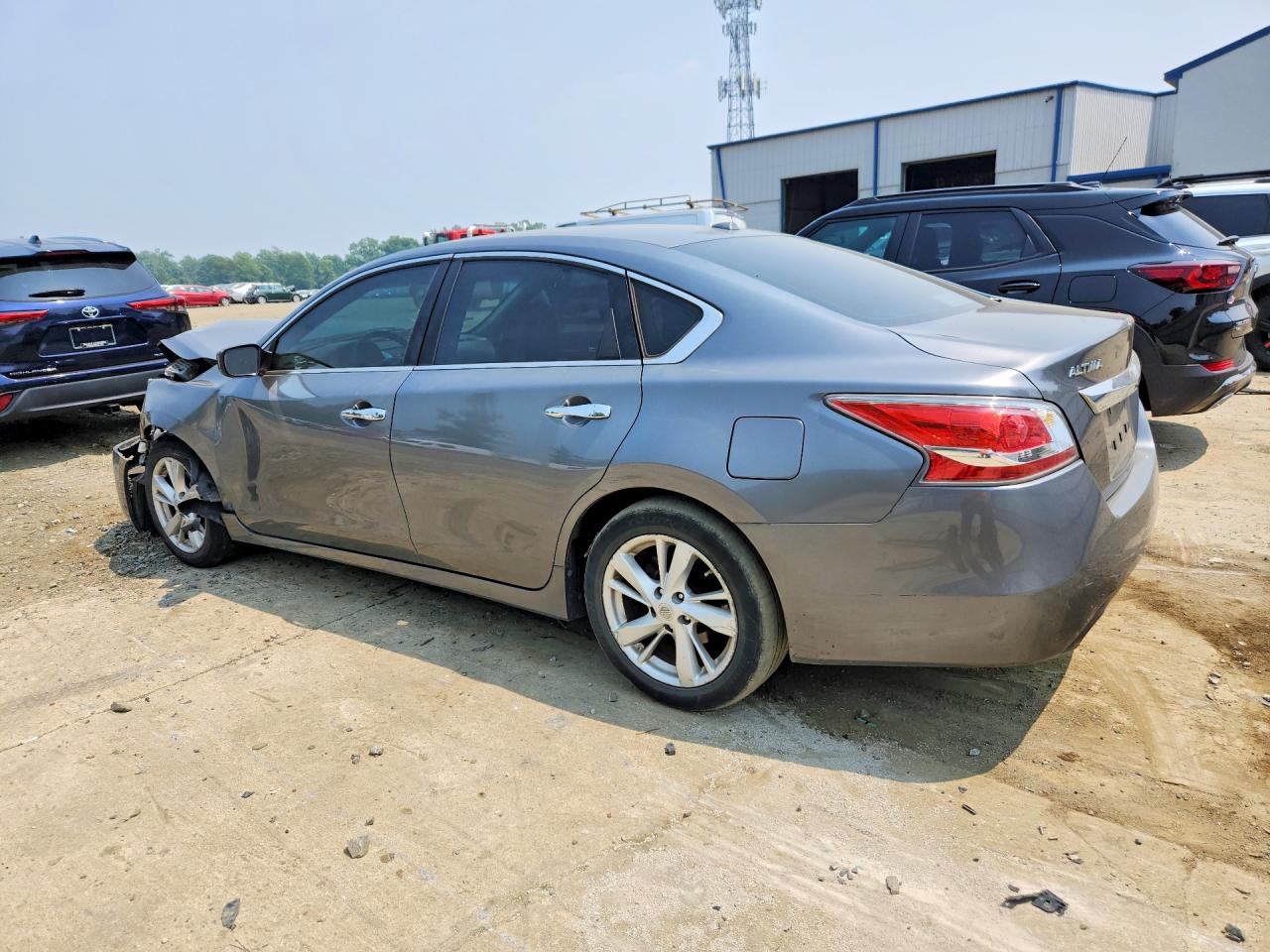 1N4AL3AP5FC415658 · 2015 NISSAN ALTIMA · 2/12