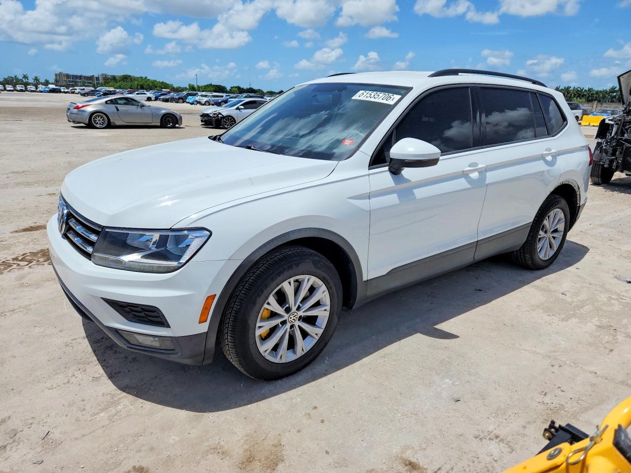 3VV1B7AX6JM035838 · 2018 VOLKSWAGEN TIGUAN