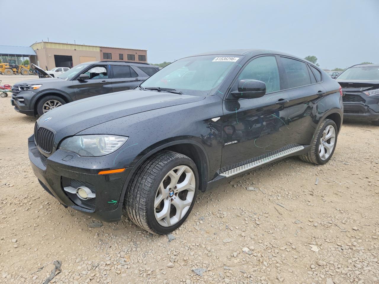 5UXFG2C52BLX05827 · 2011 BMW X6
