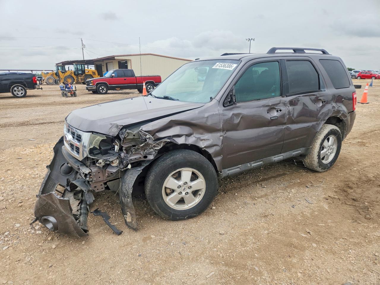 1FMCU0DG3BKB23898 · 2011 FORD ESCAPE