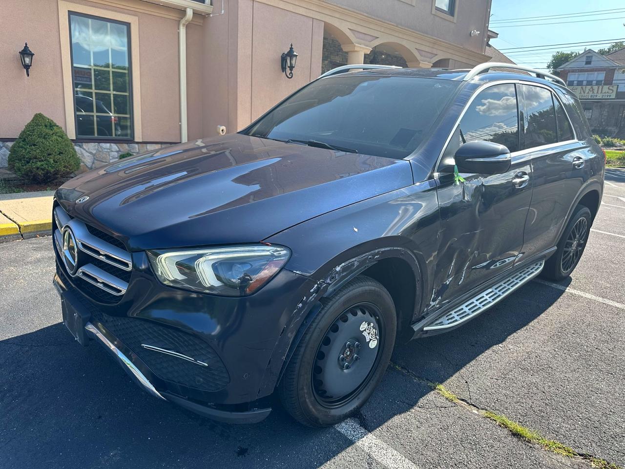 4JGFB4KB7LA012327 · 2020 MERCEDES-BENZ GLE