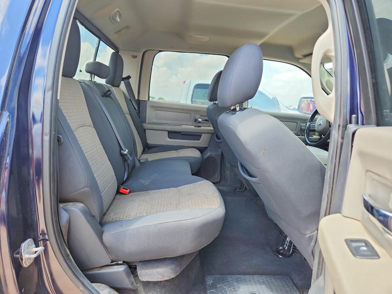 1C6RD6LT5CS160055 · 2012 DODGE RAM 1500 · 10/12