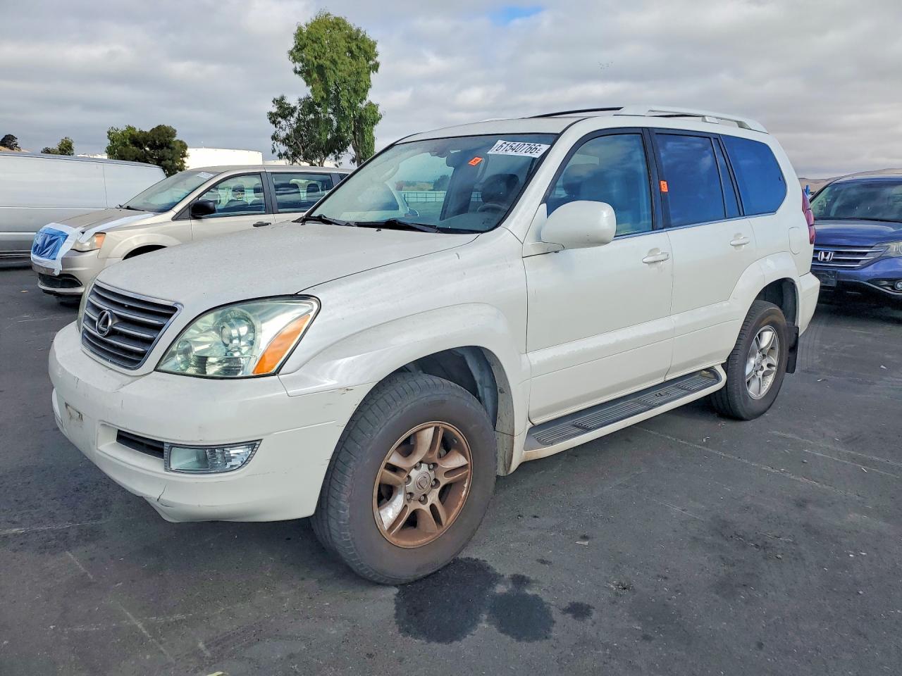 JTJBT20XX40032109 · 2004 LEXUS GX