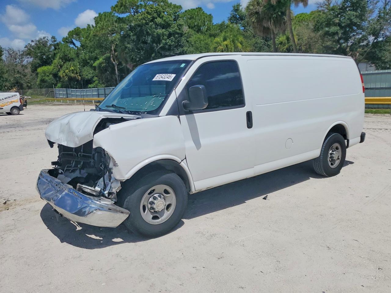 1GCWGFCAXE1141253 · 2014 CHEVROLET EXPRESS G2500