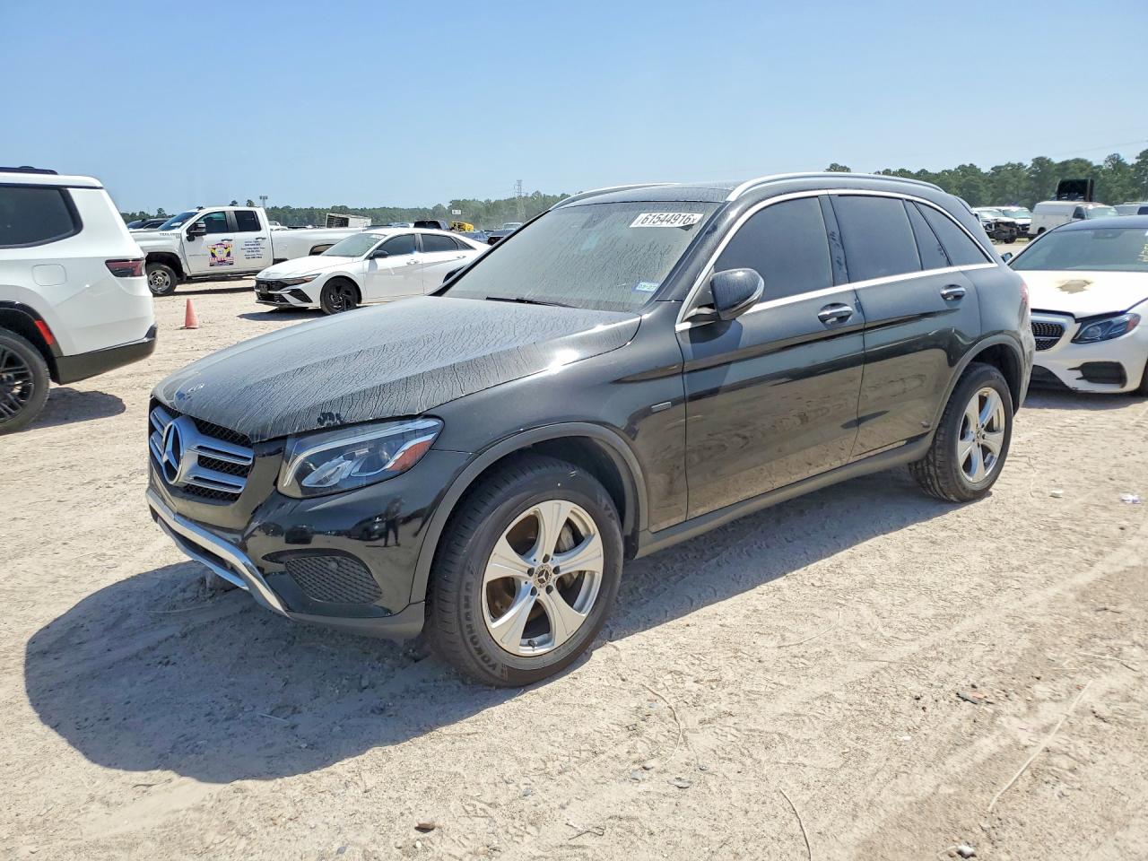 WDC0G5EB8JF420682 · 2018 MERCEDES-BENZ GLC
