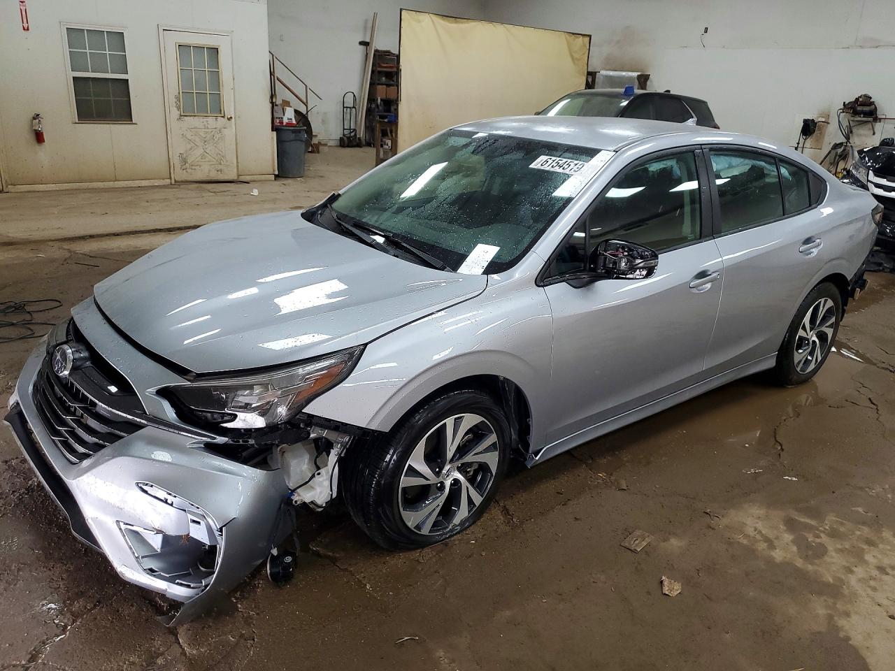 4S3BWAD65S3013565 · 2025 SUBARU LEGACY