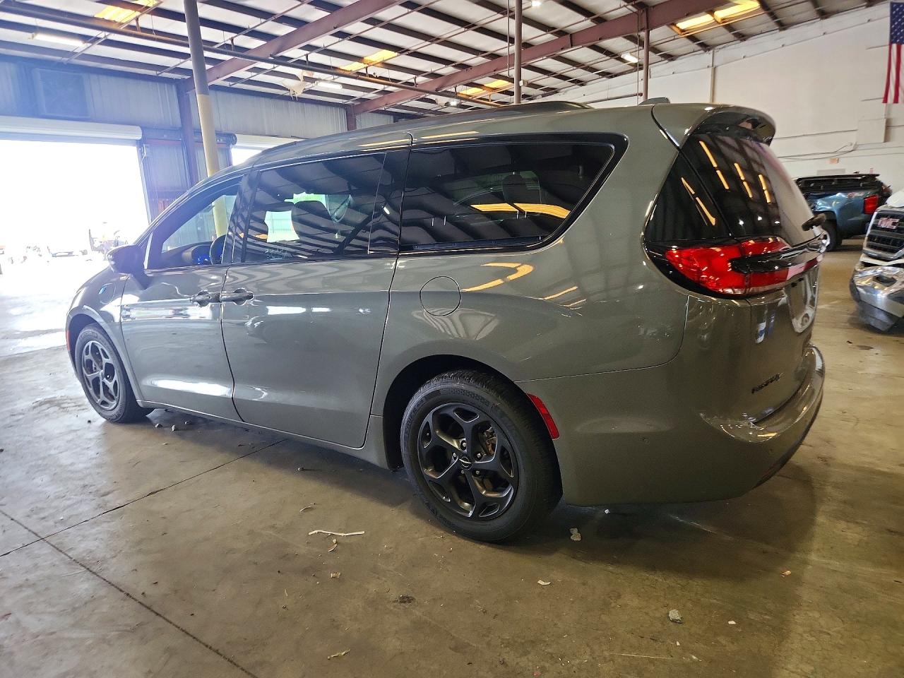 2C4RC1S76MR507866 · 2021 CHRYSLER PACIFICA · 2/12