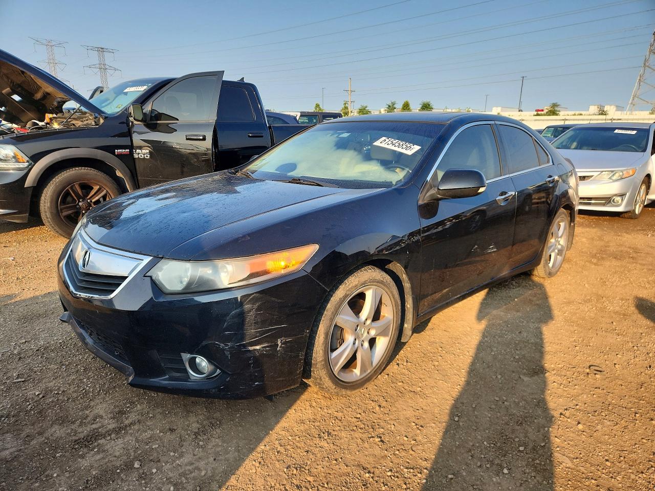 JH4CU2F66BC015501 · 2011 ACURA TSX