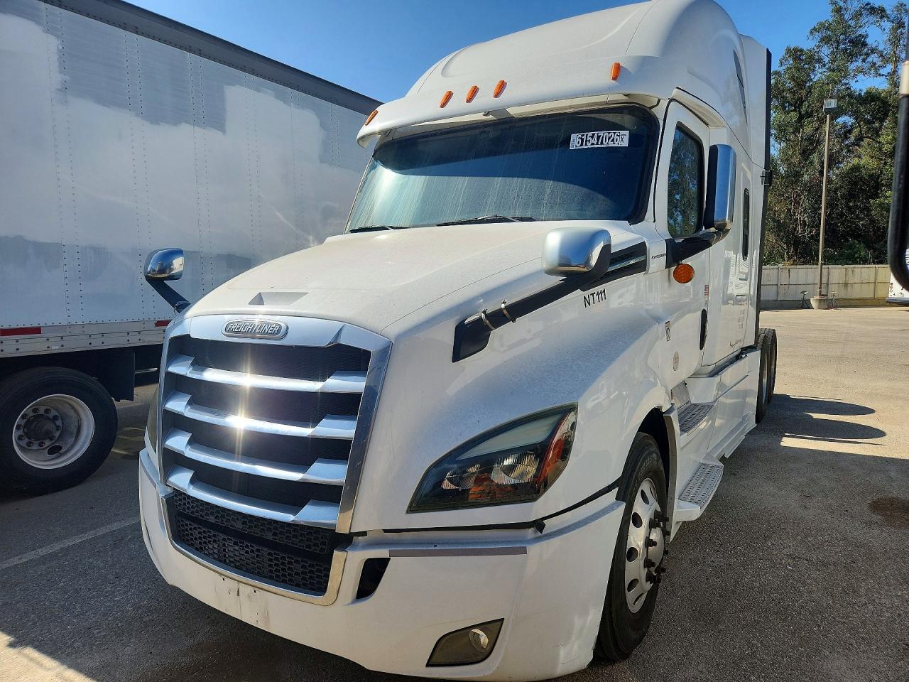 1FUJHHDR1KLKN4542 · 2019 FREIGHTLINER CASCADIA 126