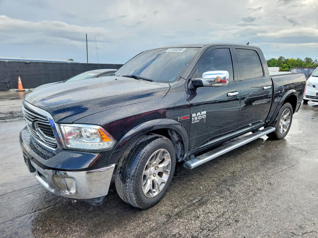 1C6RR6NM7KS702116 · 2019 RAM 1500 CLASSIC