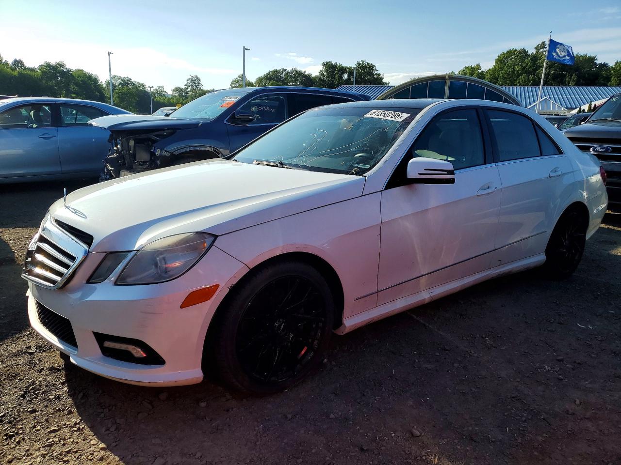 WDDHF8HB7BA453704 · 2011 MERCEDES-BENZ E