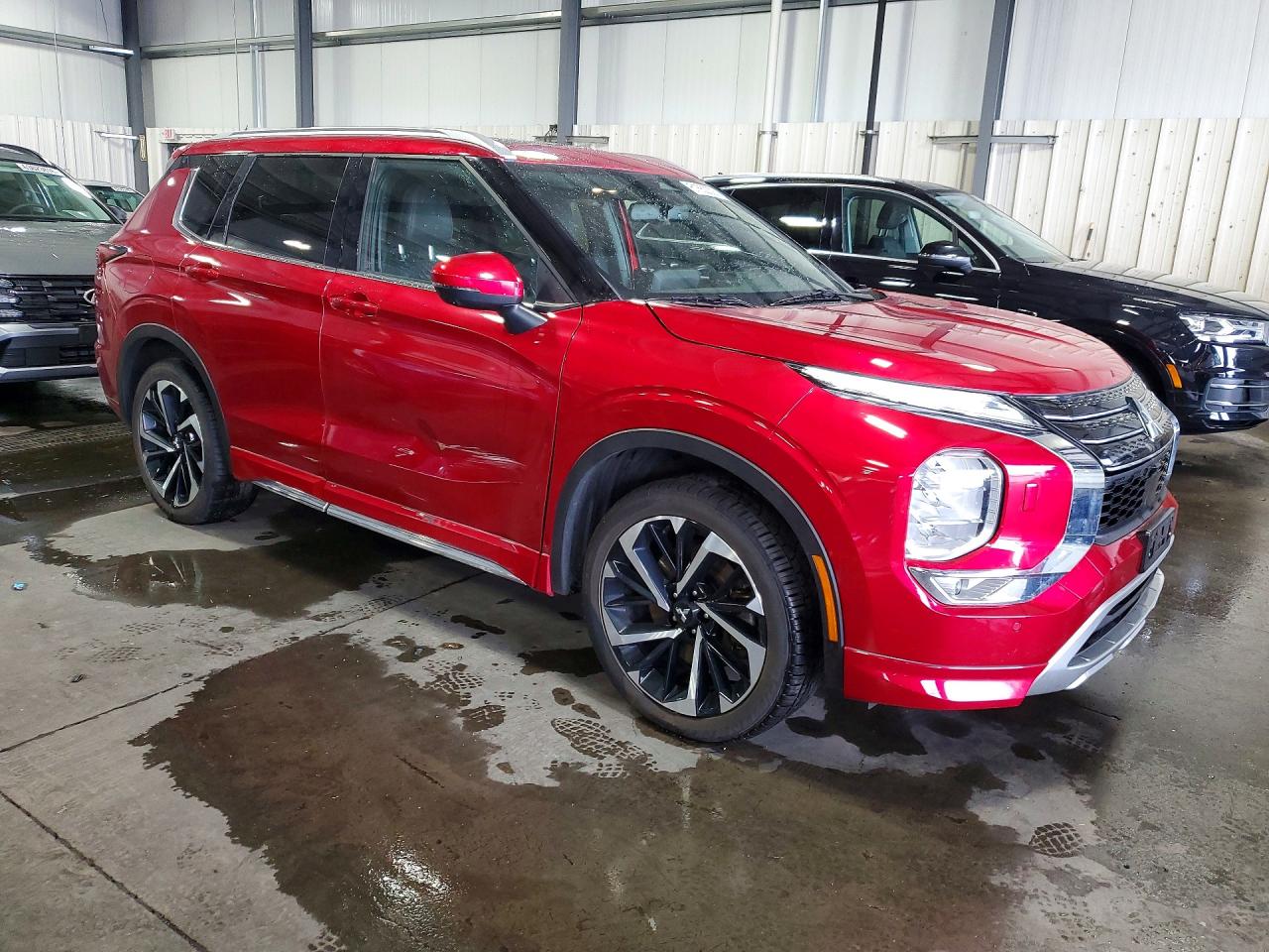 JA4J4VA82NZ007796 · 2022 MITSUBISHI OUTLANDER · 4/13