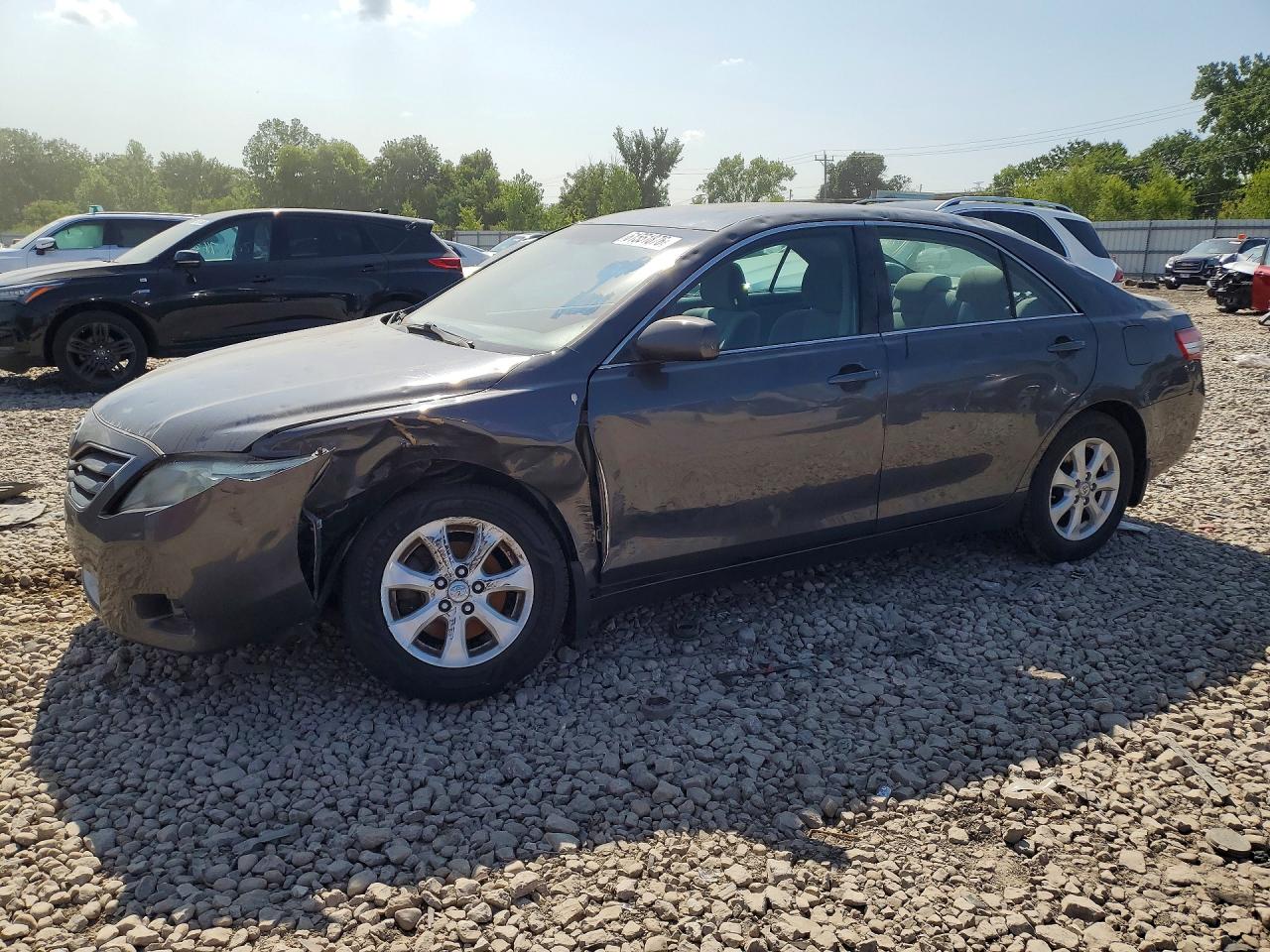 2011 TOYOTA CAMRY