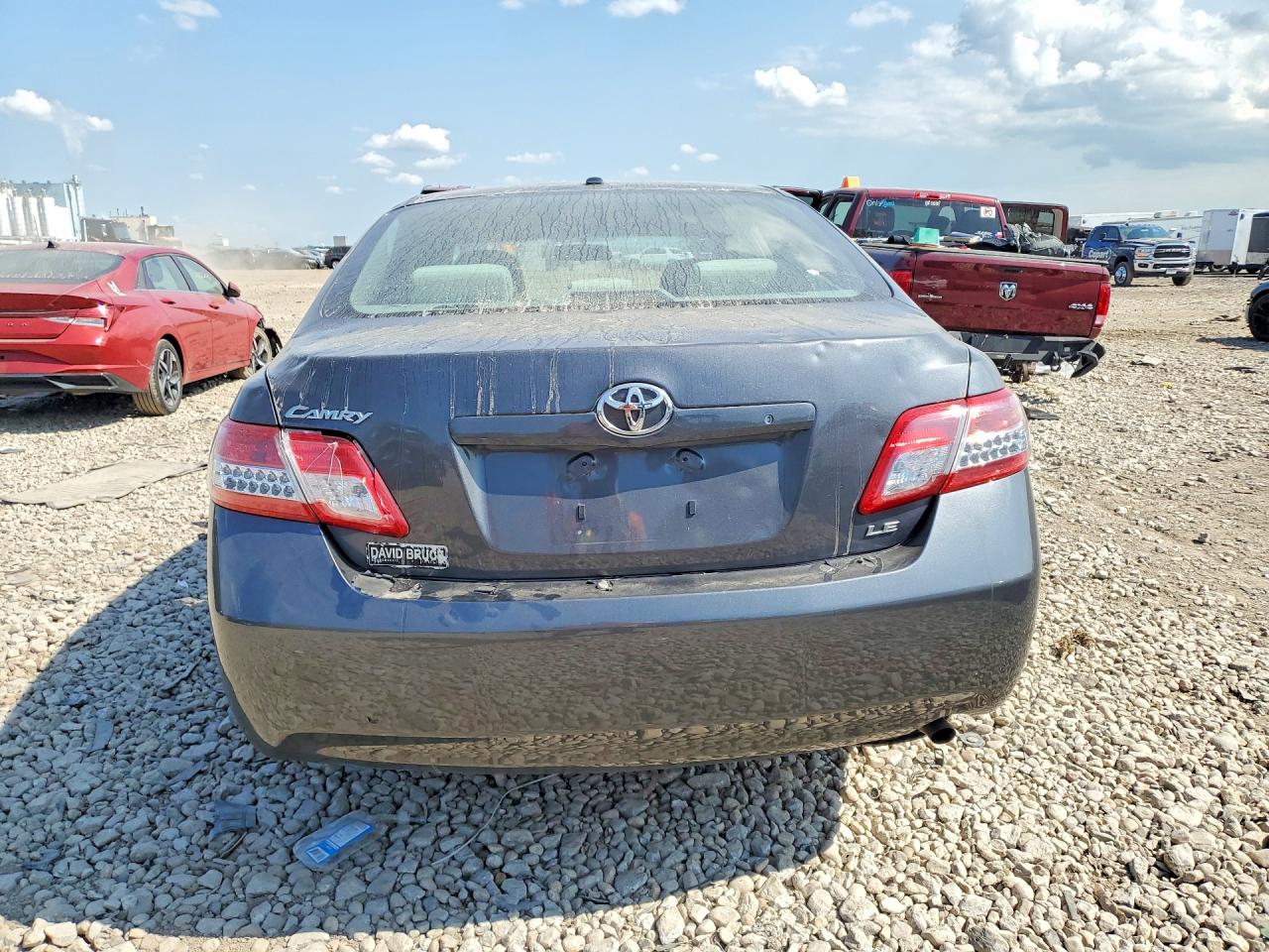 4T1BF3EK4BU203984 · 2011 TOYOTA CAMRY · 6/12