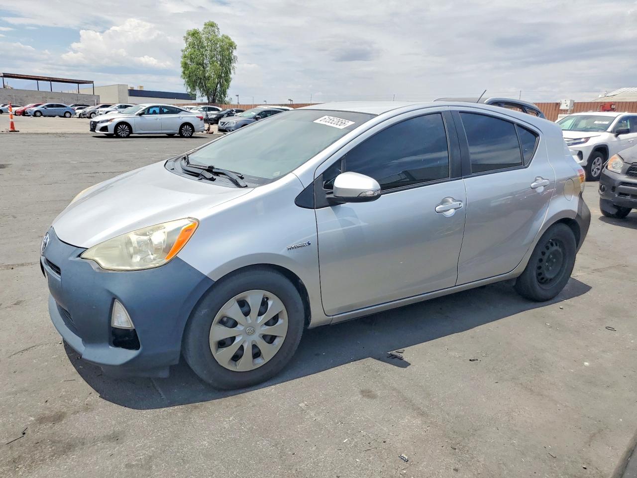 JTDKDTB39D1052927 · 2013 TOYOTA PRIUS C