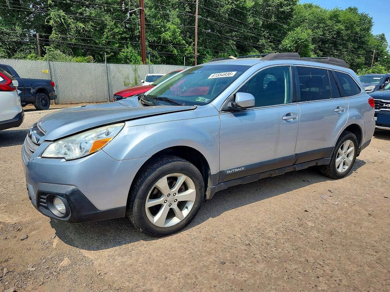 4S4BRBCC6D3324439 · 2013 SUBARU OUTBACK