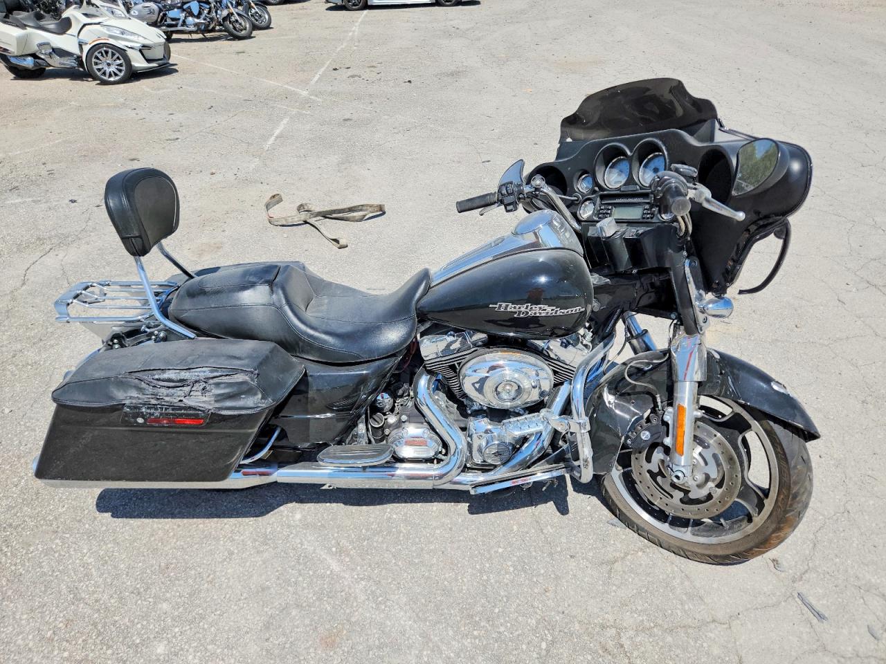 2013 HARLEY-DAVIDSON FLHX