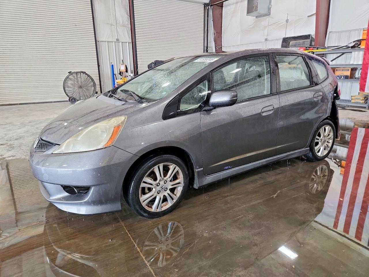 JHMGE8H56BC024897 · 2011 HONDA FIT