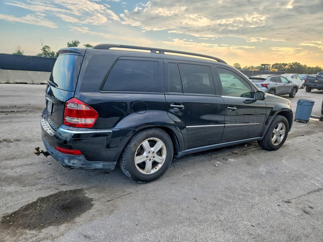 4JGBF71E07A242264 · 2007 MERCEDES-BENZ GL · 3/14