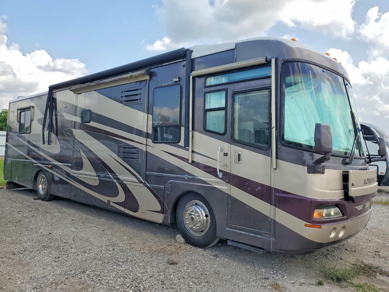 4UZAAHAK84CM55873 · 2004 DAMON ULTRASPORT