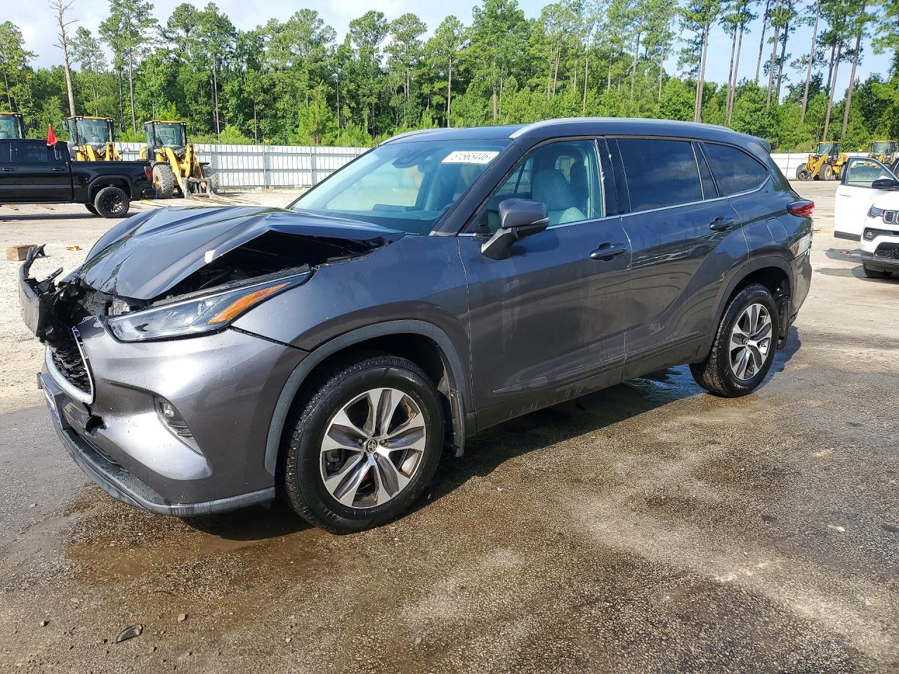 5TDHZRBH3NS594426 · 2022 TOYOTA HIGHLANDER