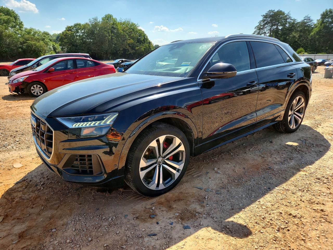 WA1CVAF10KD044963 · 2019 AUDI Q8
