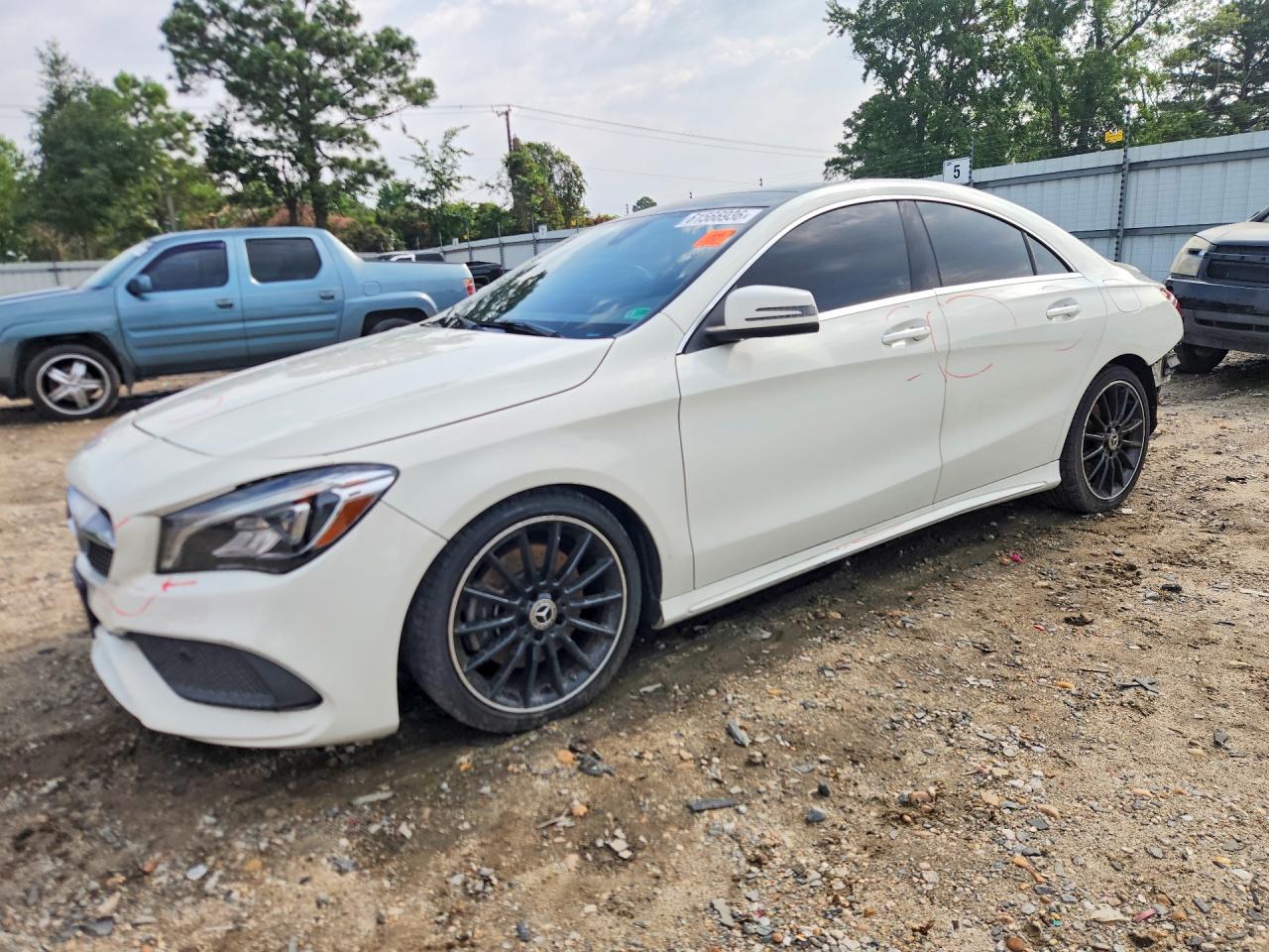 WDDSJ4EB0JN573675 · 2018 MERCEDES-BENZ CLA