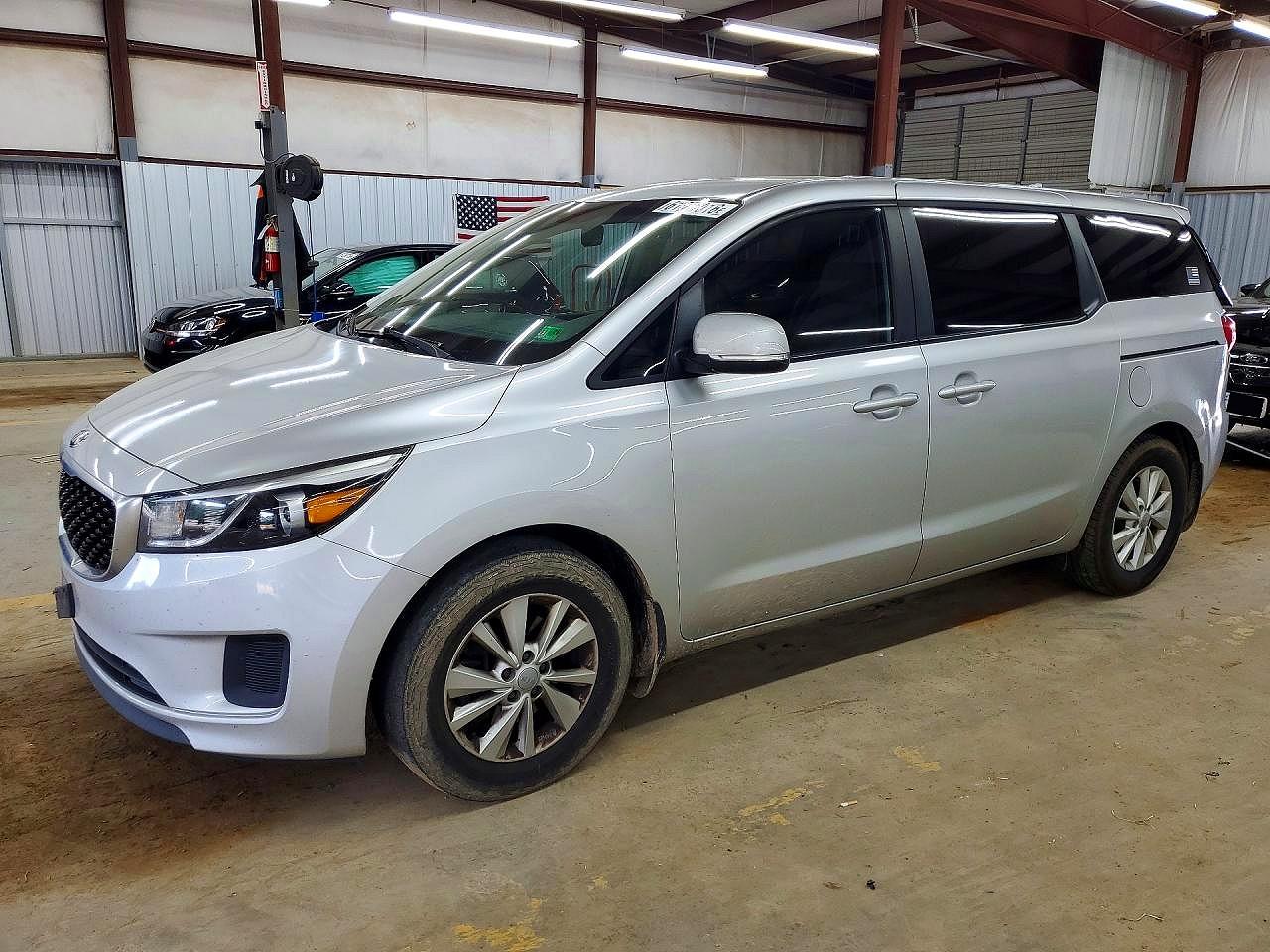 KNDMA5C12G6102214 · 2016 KIA SEDONA
