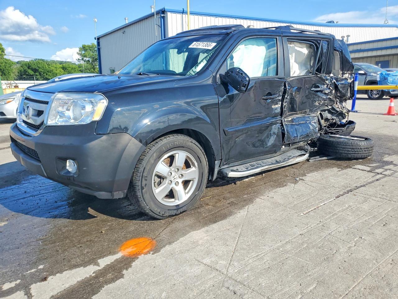 5FNYF3H55BB037097 · 2011 HONDA PILOT