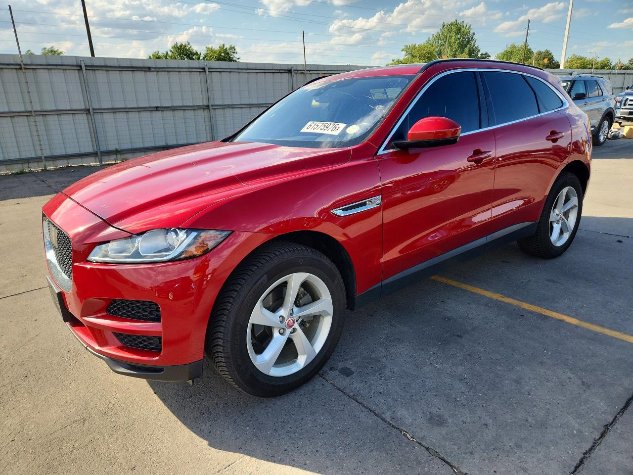 SADCJ2FX7KA606083 · 2019 JAGUAR F-PACE