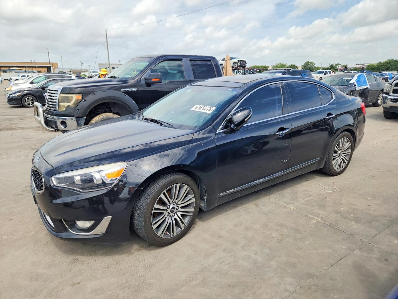 KNALN4D71G5221663 · 2016 KIA CADENZA