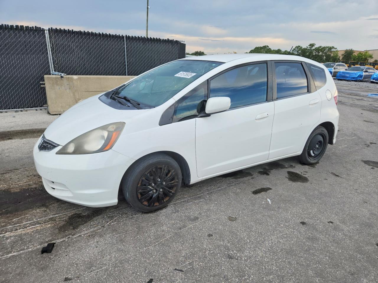 JHMGE8H34DC018324 · 2013 HONDA FIT