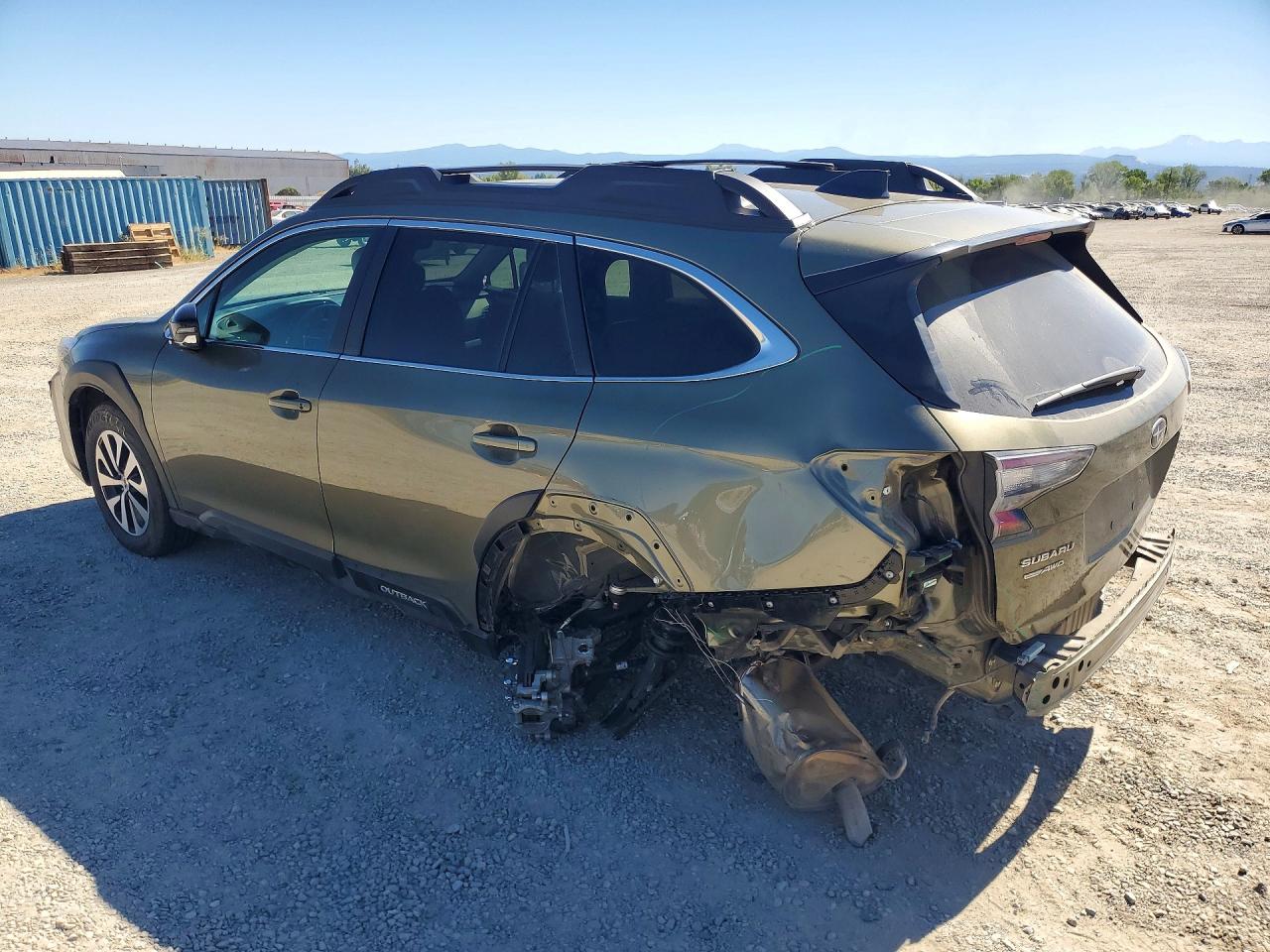 4S4BTAFC1S3219988 · 2025 SUBARU OUTBACK · 2/13