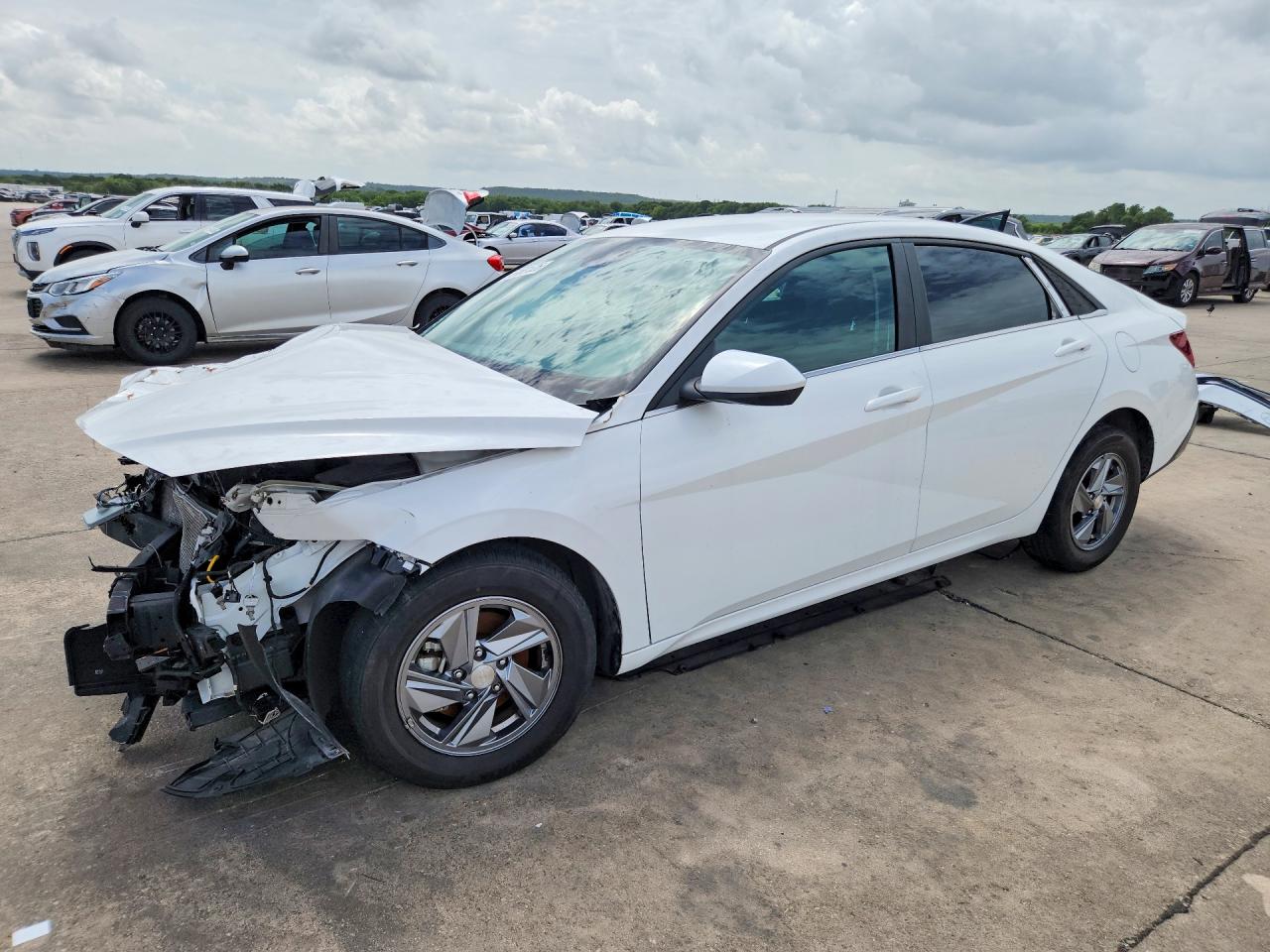 KMHLL4DG3RU828340 · 2024 HYUNDAI ELANTRA
