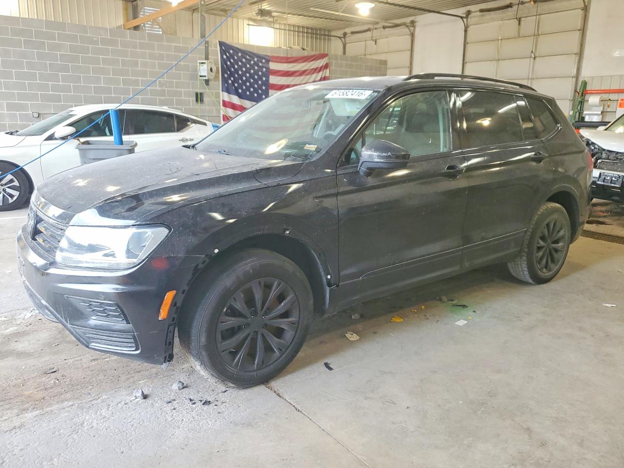 3VV3B7AX7JM106568 · 2018 VOLKSWAGEN TIGUAN