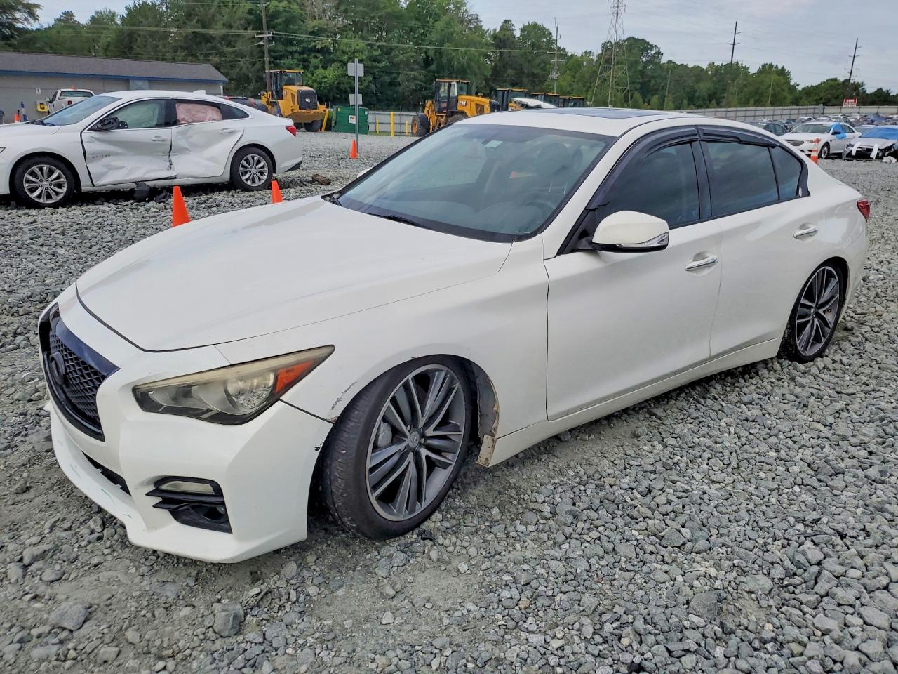 JN1BV7AP0EM683934 · 2014 INFINITI Q50