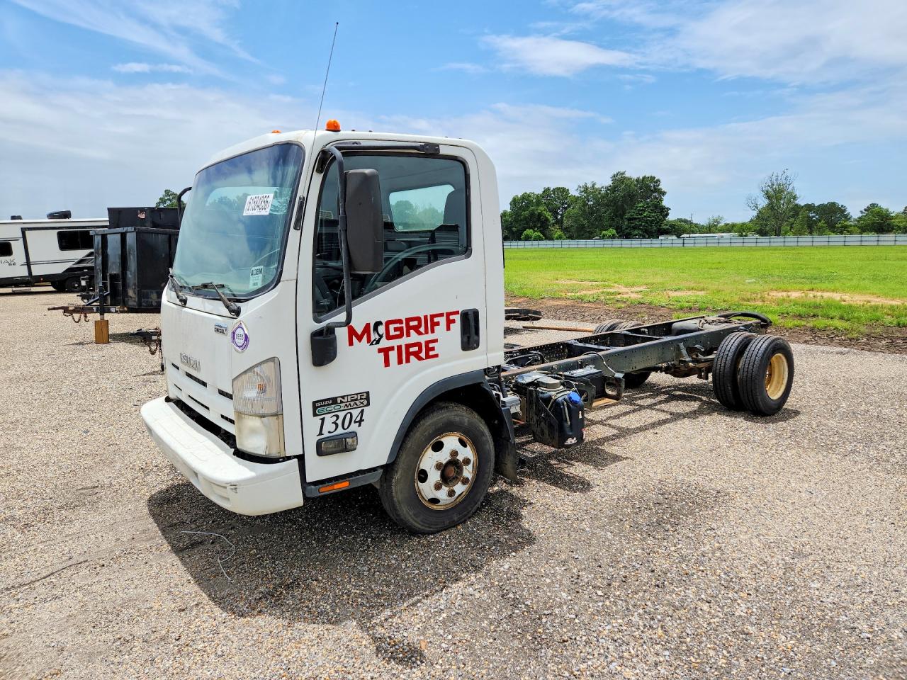 2014 ISUZU NPR
