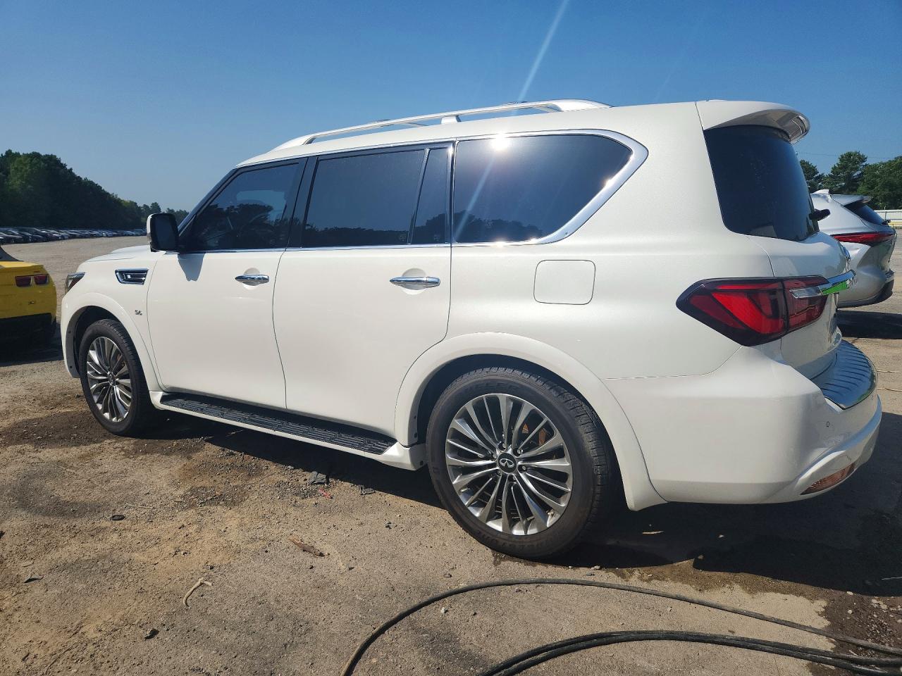 JN8AZ2NF8K9686777 · 2019 INFINITI QX80 · 2/14