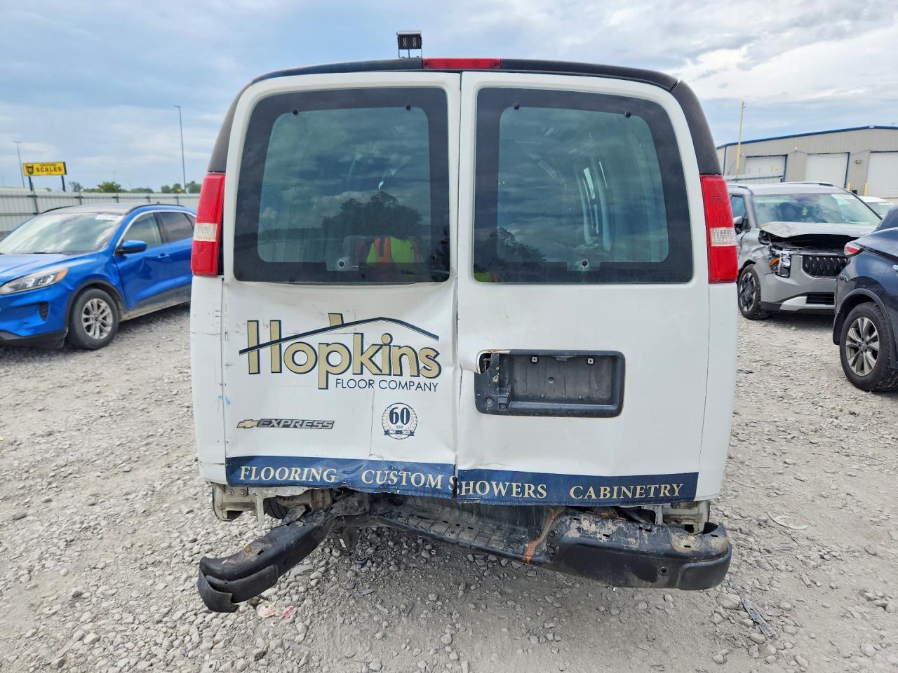 1GCWGAFP0J1337733 · 2018 CHEVROLET EXPRESS G2500 · 6/12