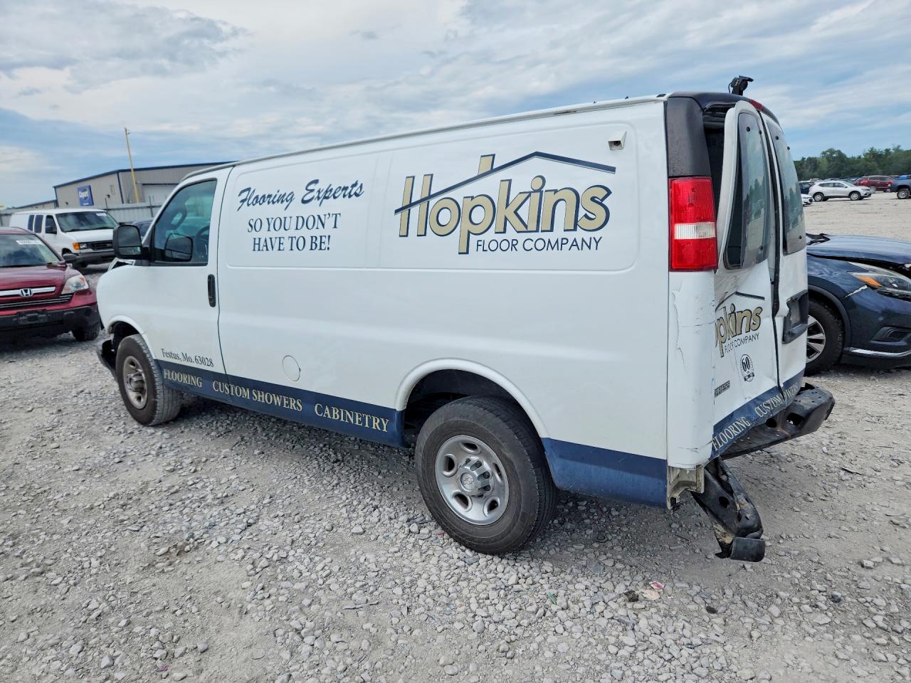 1GCWGAFP0J1337733 · 2018 CHEVROLET EXPRESS G2500 · 2/12