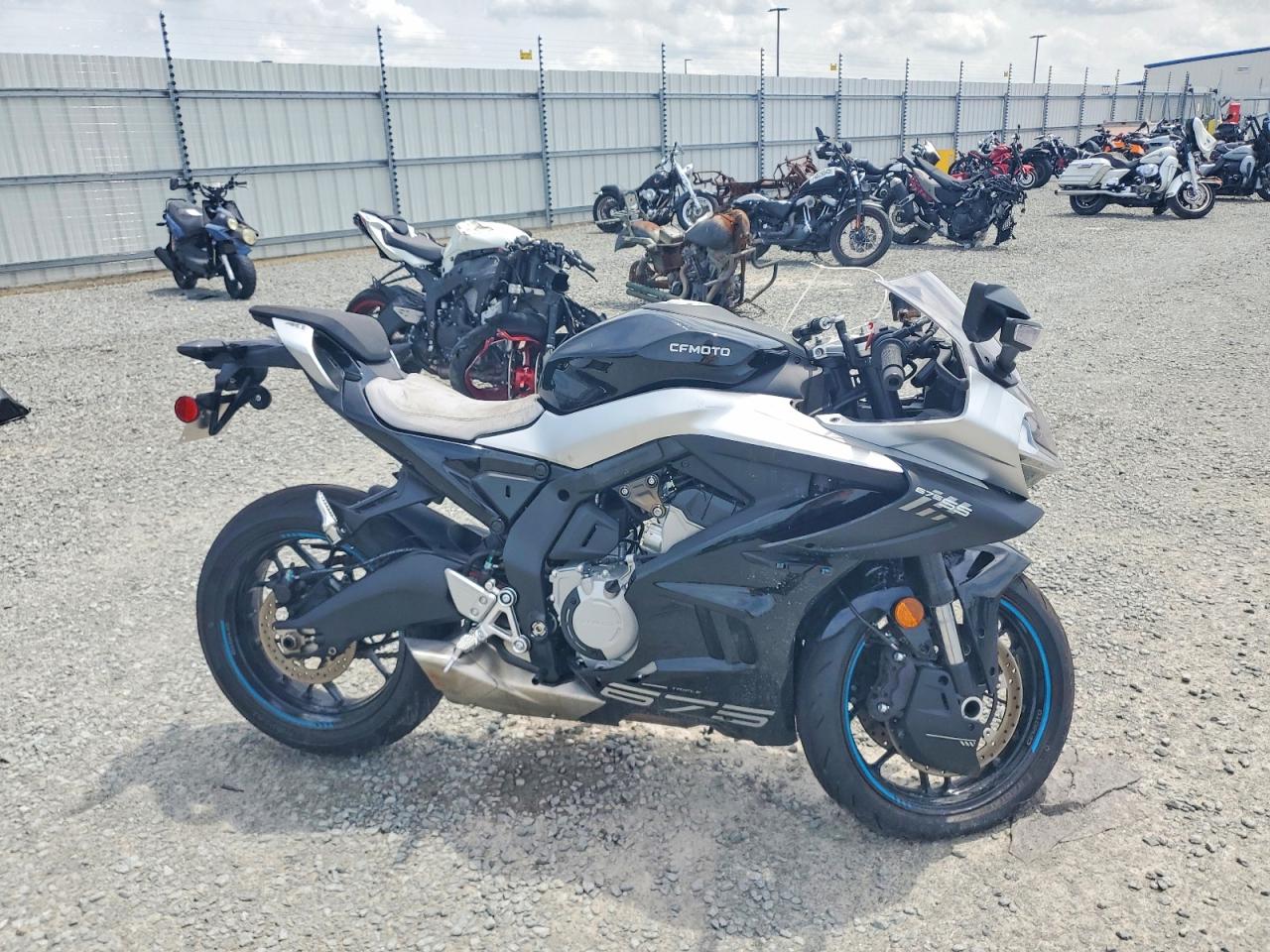 LCEPEVLP7T6001170 · 2026 CF MOTO 675SS