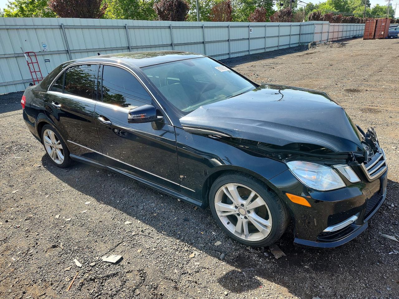 WDDHF8JB7DA727903 · 2013 MERCEDES-BENZ E · 4/12